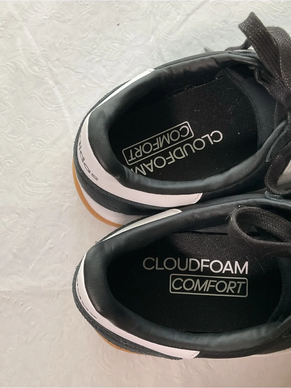 Adidas Cloud Foam Comfort Black & White Men’s Sneakers. Size 9 - Picture 6 of 8